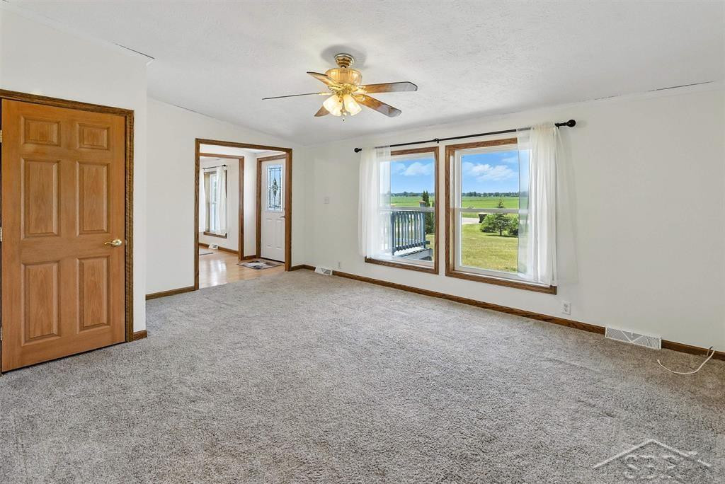 3227 S 11 Mile Road, Auburn, MI 48611 — Photo 7