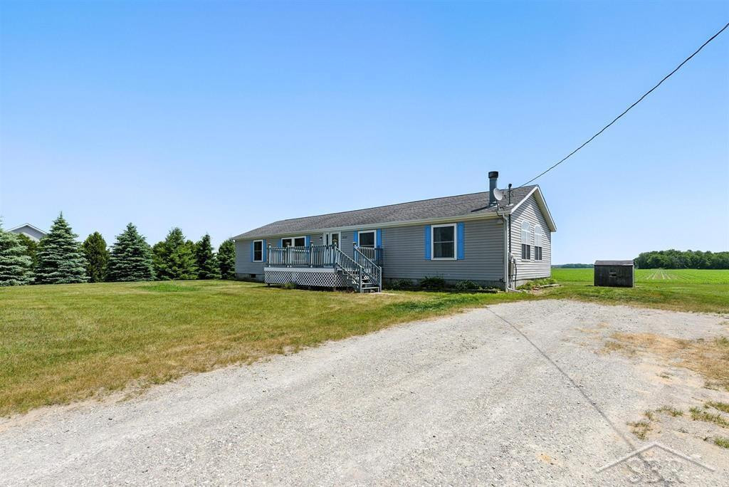 3227 S 11 Mile Road, Auburn, MI 48611 — Photo 34