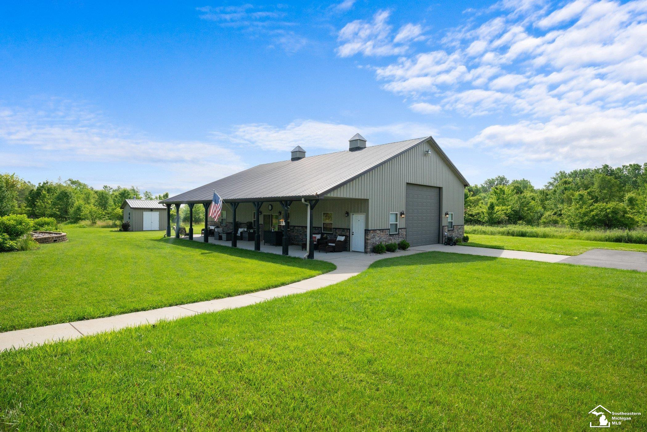 11694 Robinshire Street, Temperance, MI 48182 — Photo 33