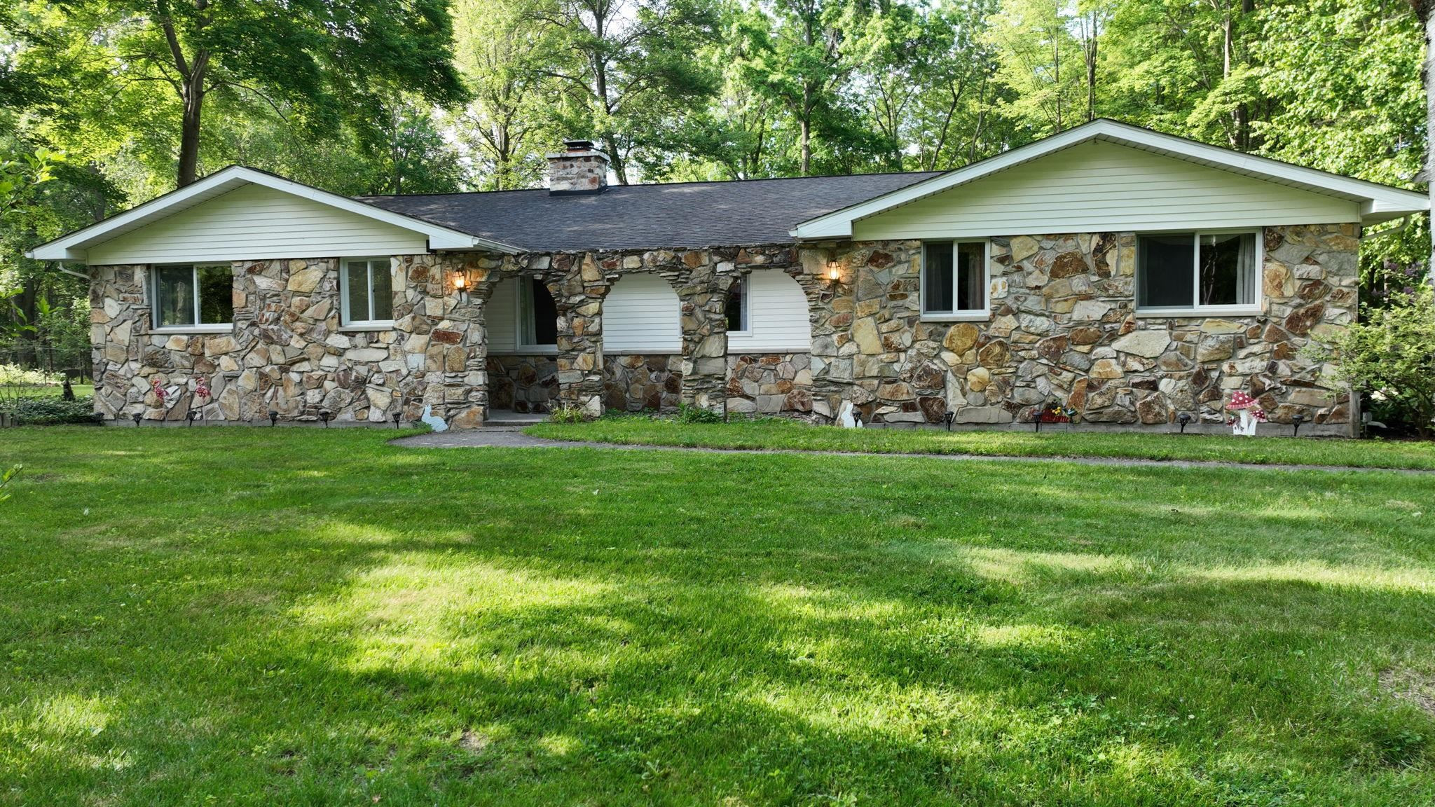 5724 E Townline Road, Birch Run, MI 48415 — Photo 2