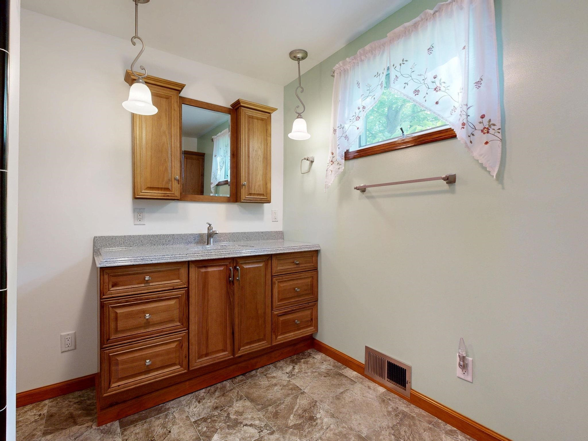 5724 E Townline Road, Birch Run, MI 48415 — Photo 35