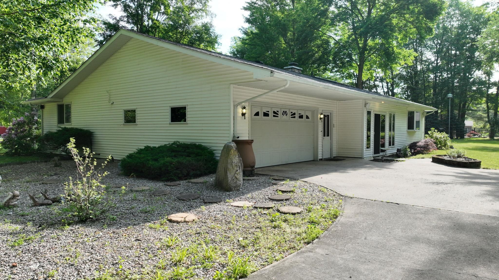 5724 E Townline Road, Birch Run, MI 48415 — Photo 43