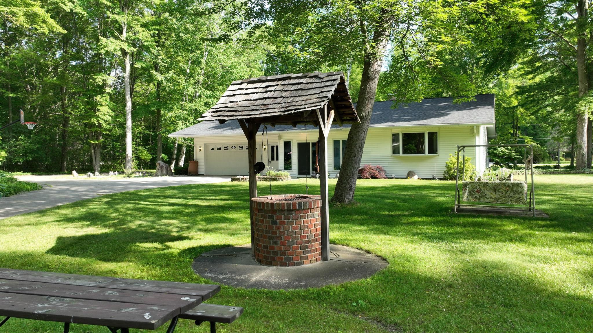 5724 E Townline Road, Birch Run, MI 48415 — Photo 44