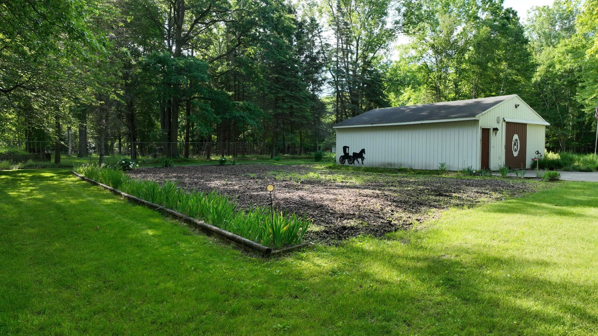 5724 E Townline Road, Birch Run, MI 48415 — Photo 67
