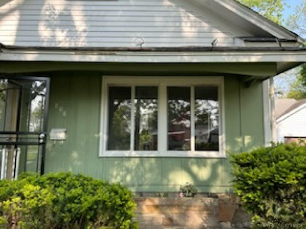 808 Carson Street, Albion, MI 49224 — front exterior