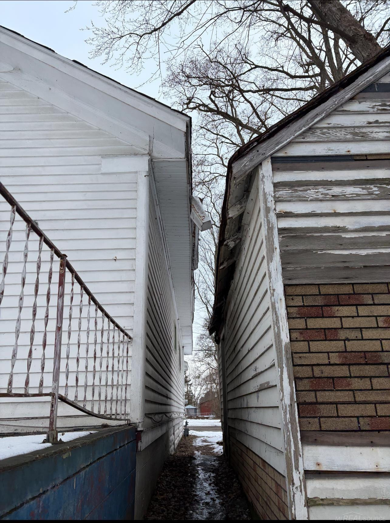 808 Carson Street, Albion, MI 49224 — Photo 9