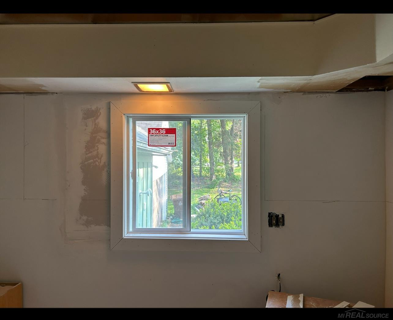 808 Carson Street, Albion, MI 49224 — Photo 13