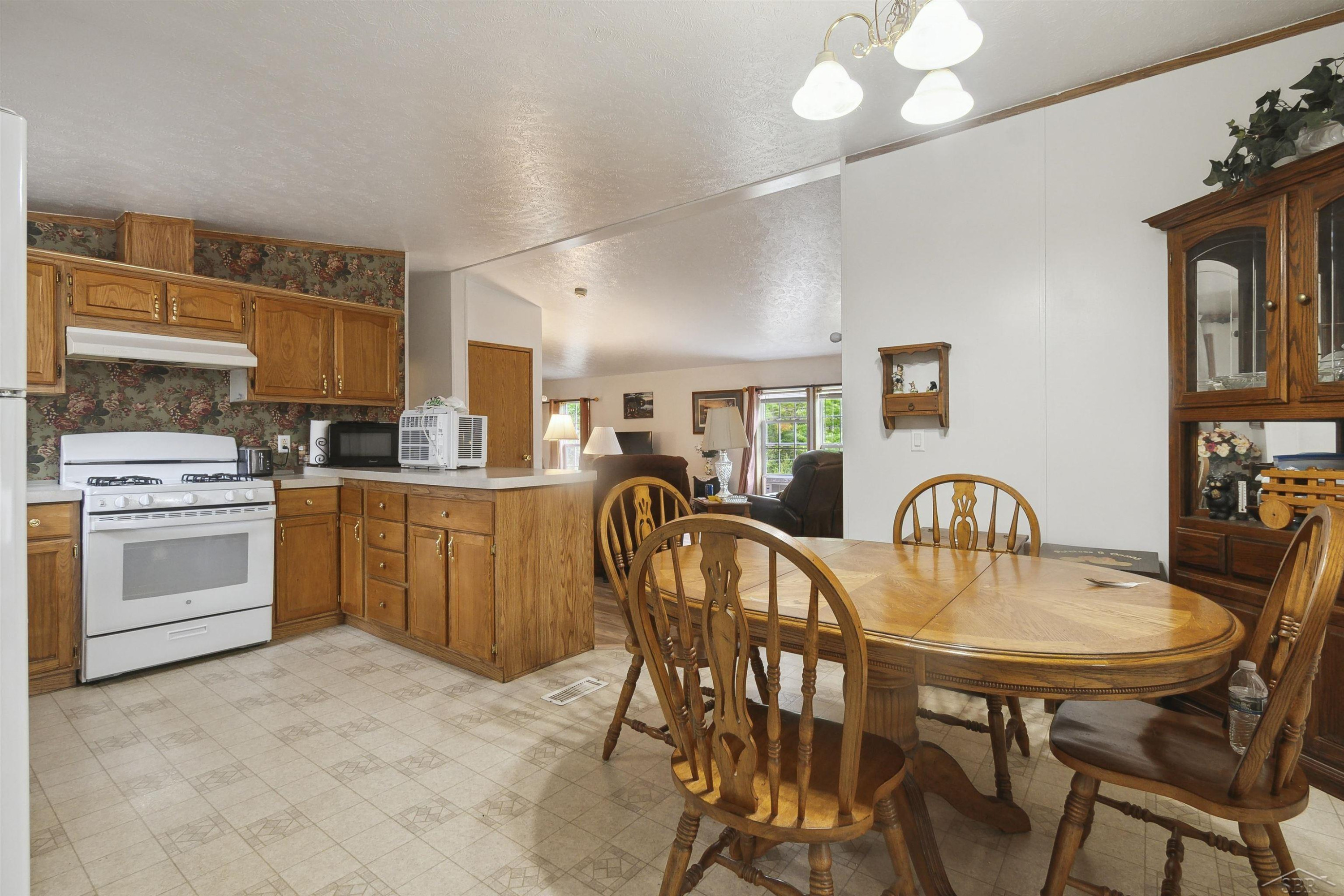 366 Pinnacle Drive, Omer, MI 48749 — Photo 18