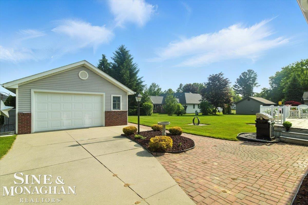 7119 Simons Street, Lexington, MI 48450 — Photo 38