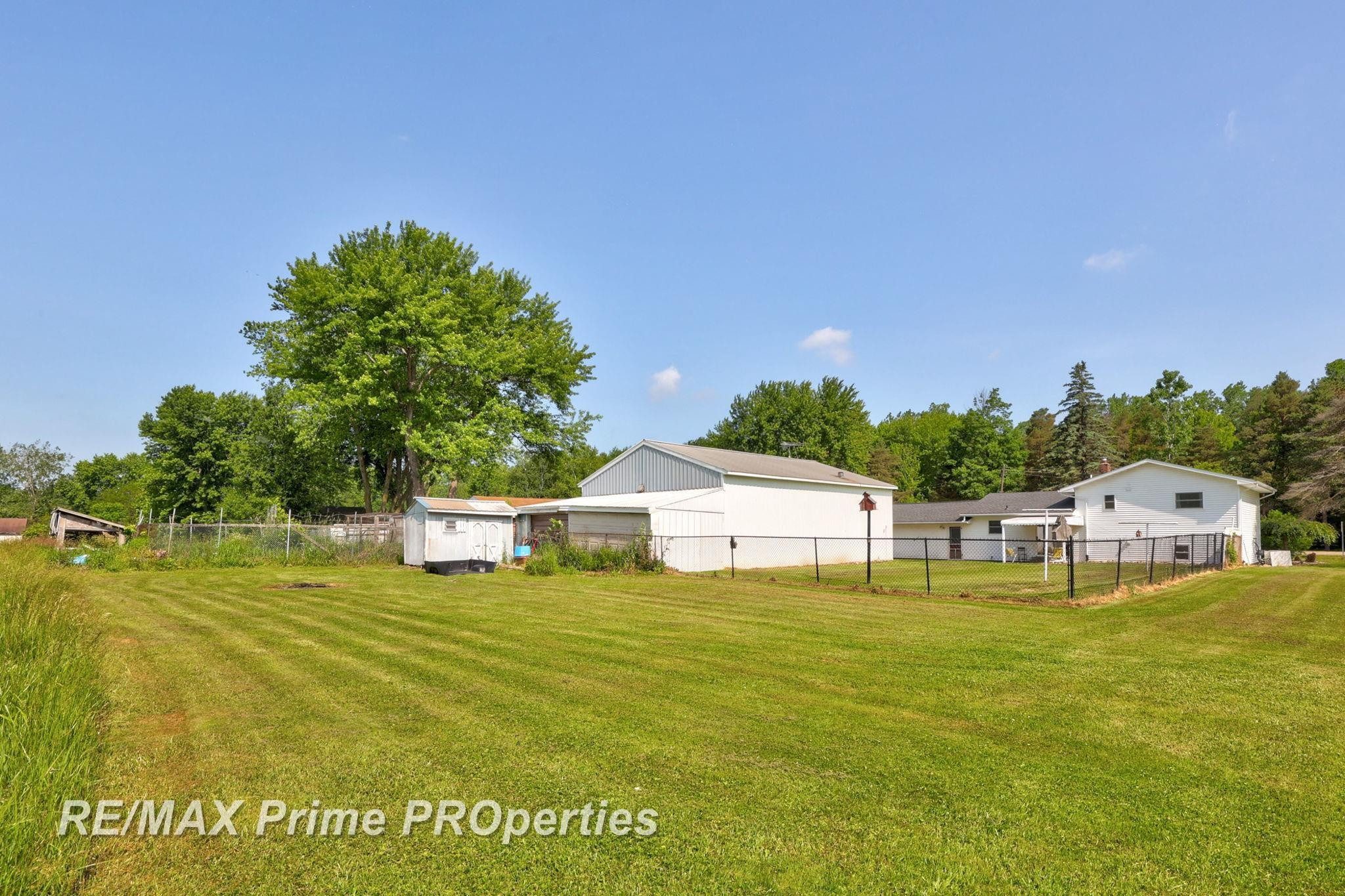 4078 E Lake Road, Clio, MI 48420 — Photo 44
