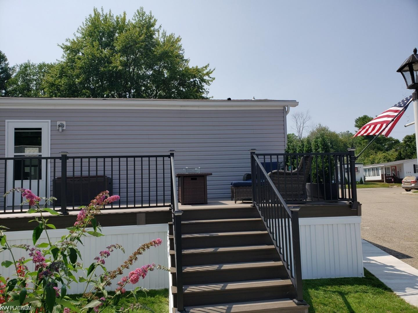 258 W Shoreline Drive, Port Sanilac, MI 48469 — Photo 3