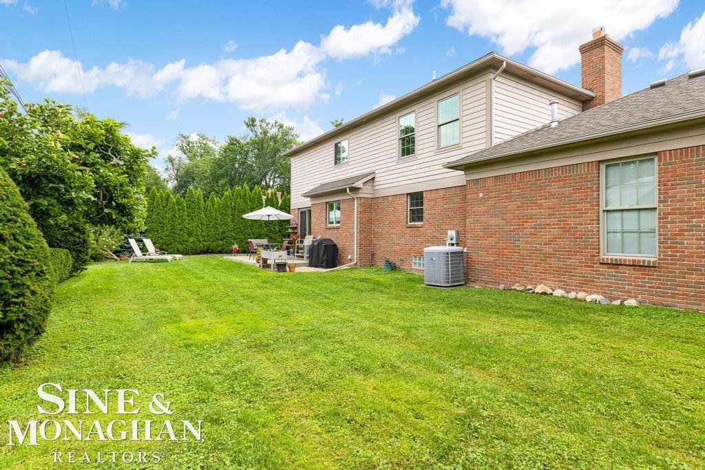 1001 Lake Shore Road, Grosse Pointe Shores, MI 48236 — Photo 35