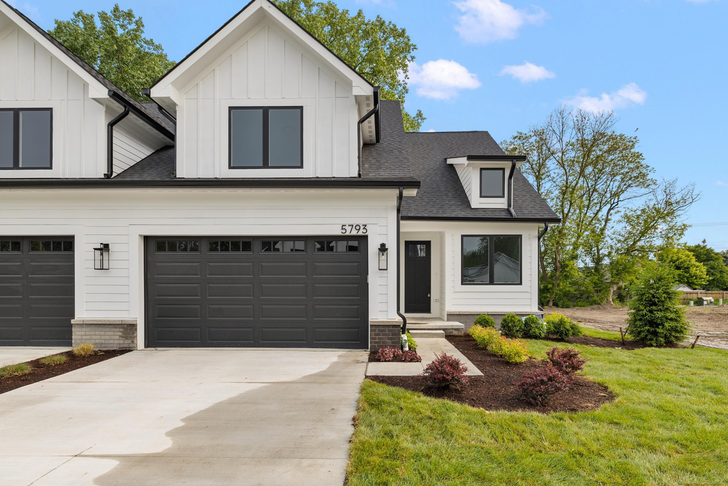 5793 Heights Boulevard, Sterling Heights, MI 48314 — Photo 2