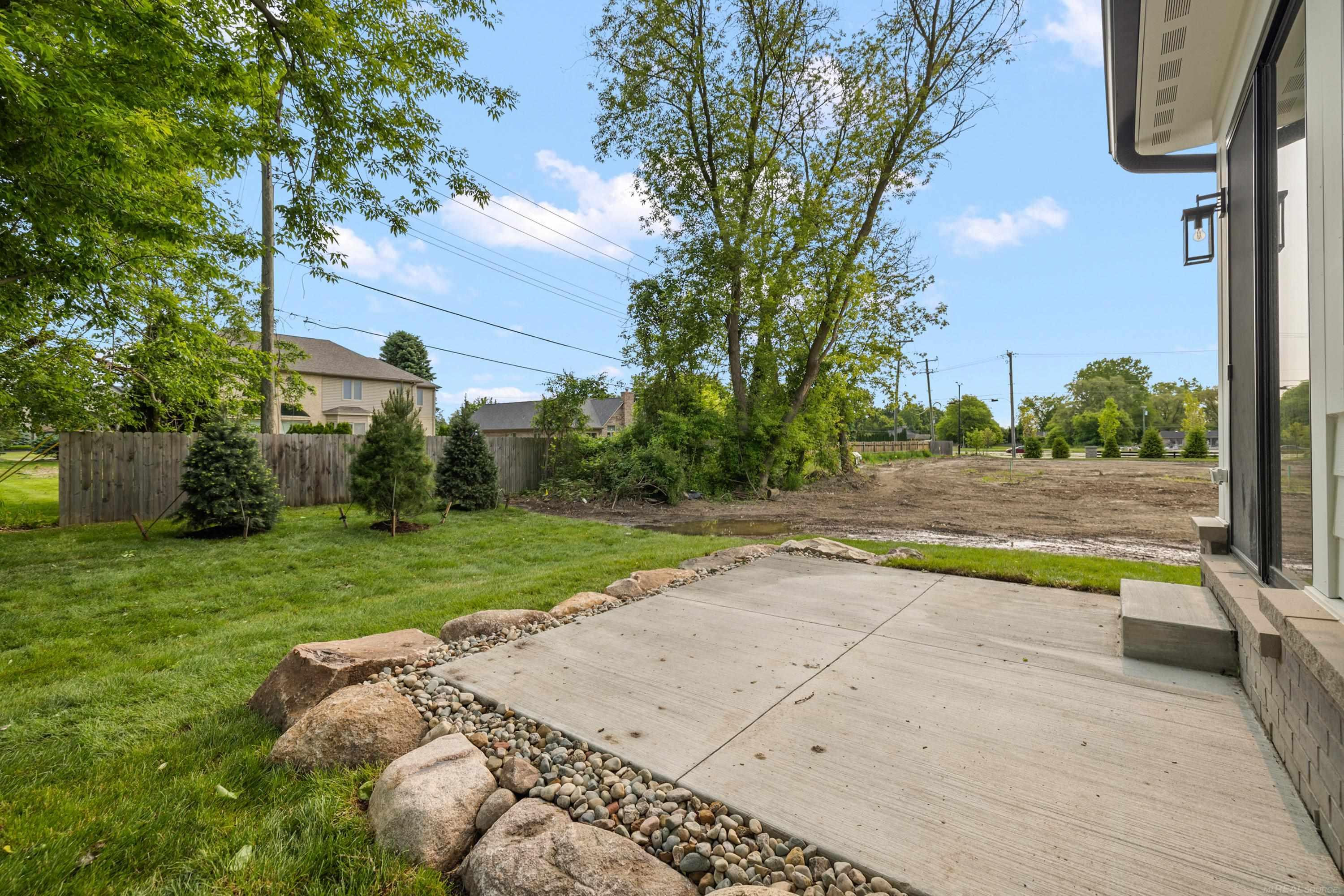 5793 Heights Boulevard, Sterling Heights, MI 48314 — Photo 8