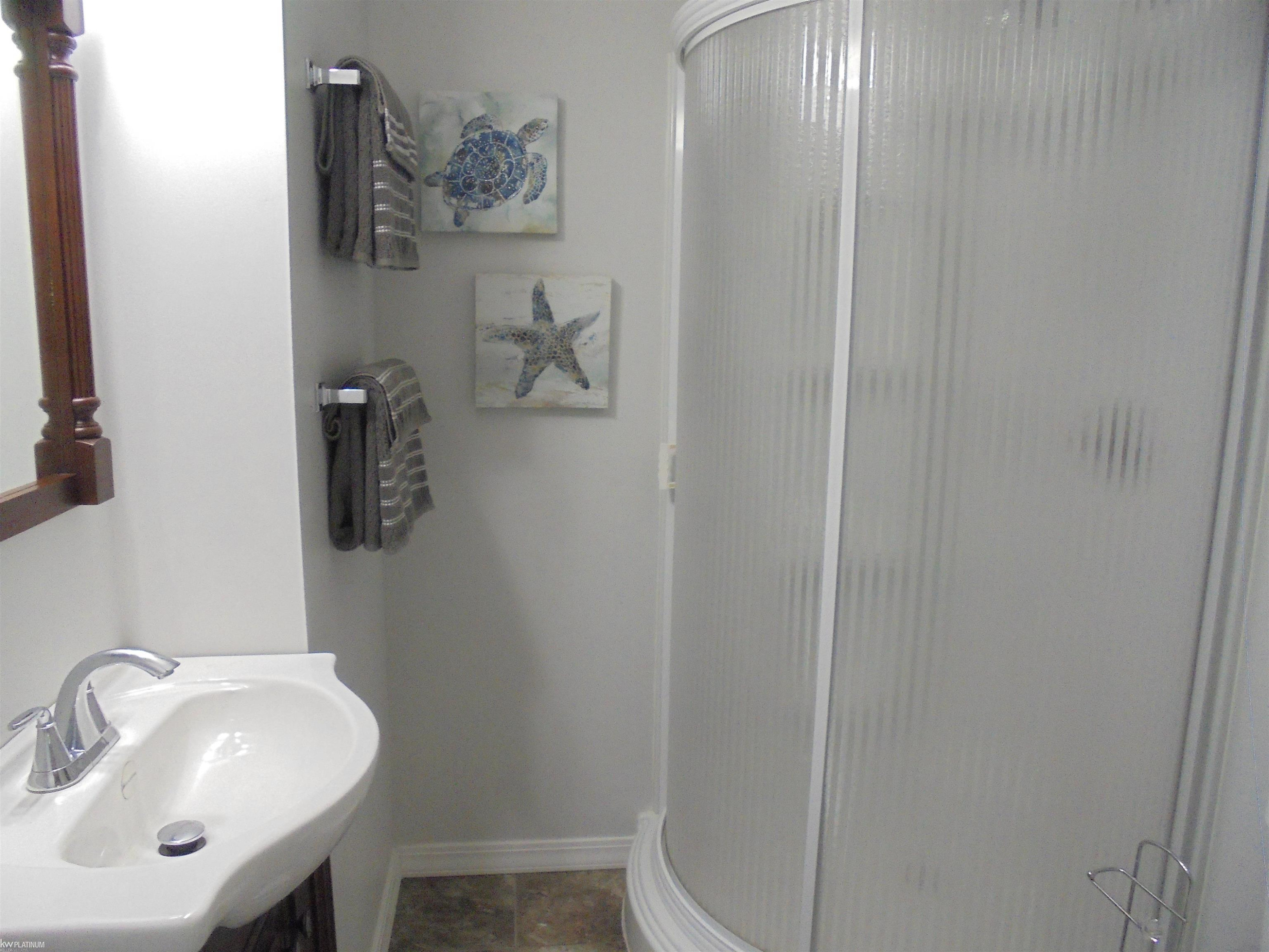 6533 Bunker Road, MI 48059 — Photo 10