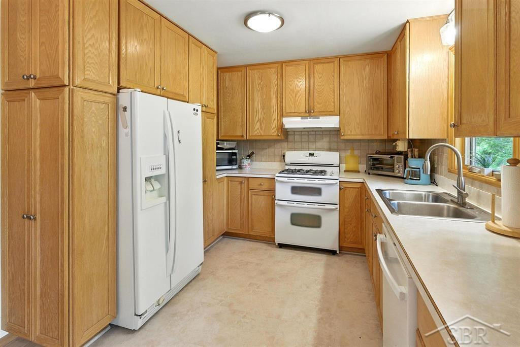1776 N Seven Mile Road, Sanford, MI 48657 — Photo 4