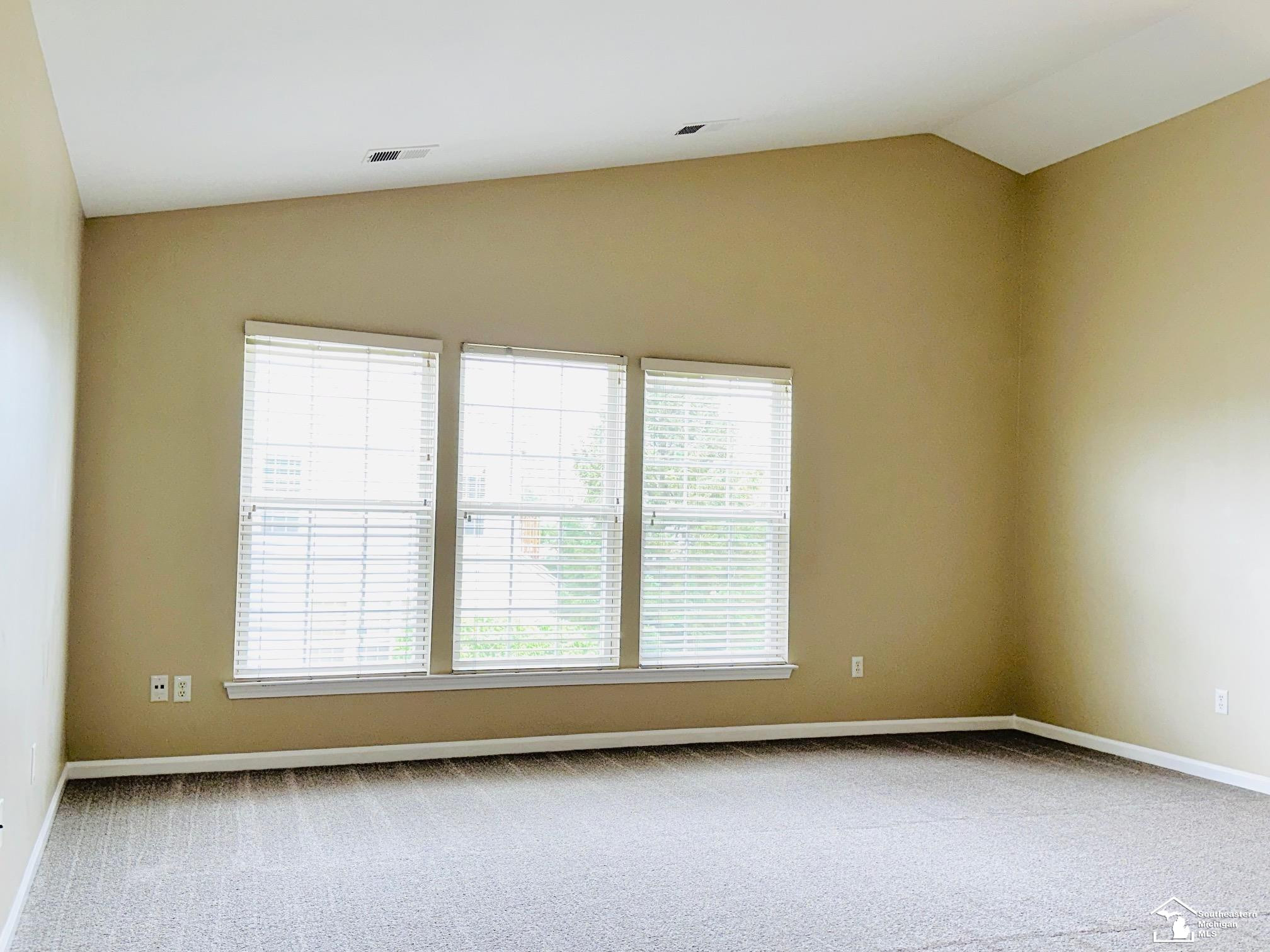 26687 Kirkway Circle, MI 48183 — Photo 3