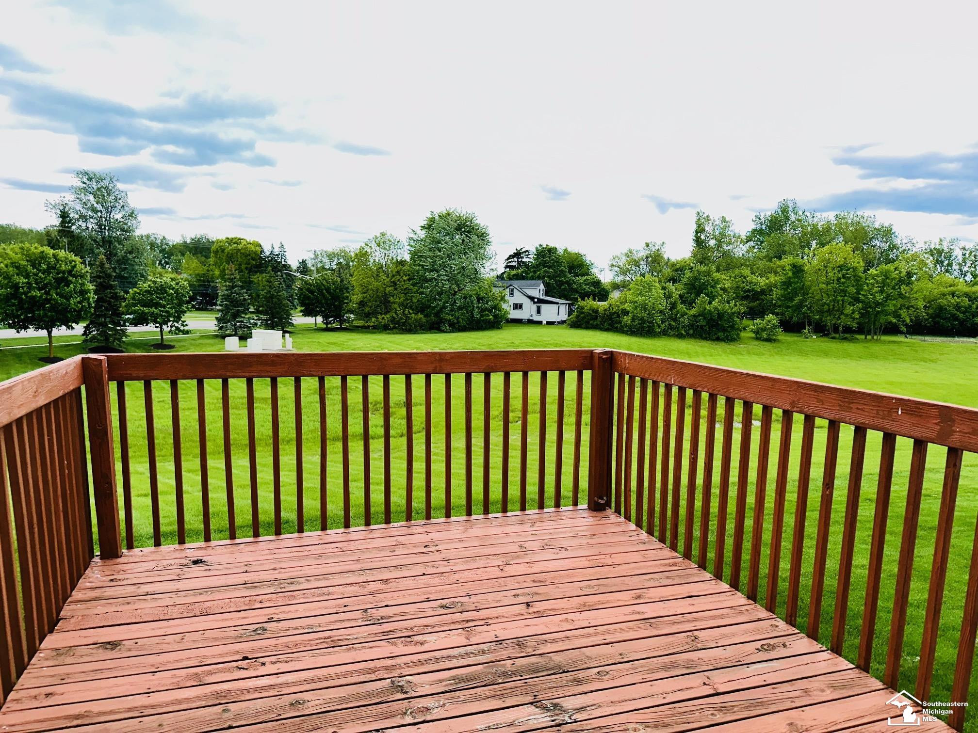 26687 Kirkway Circle, MI 48183 — Photo 14