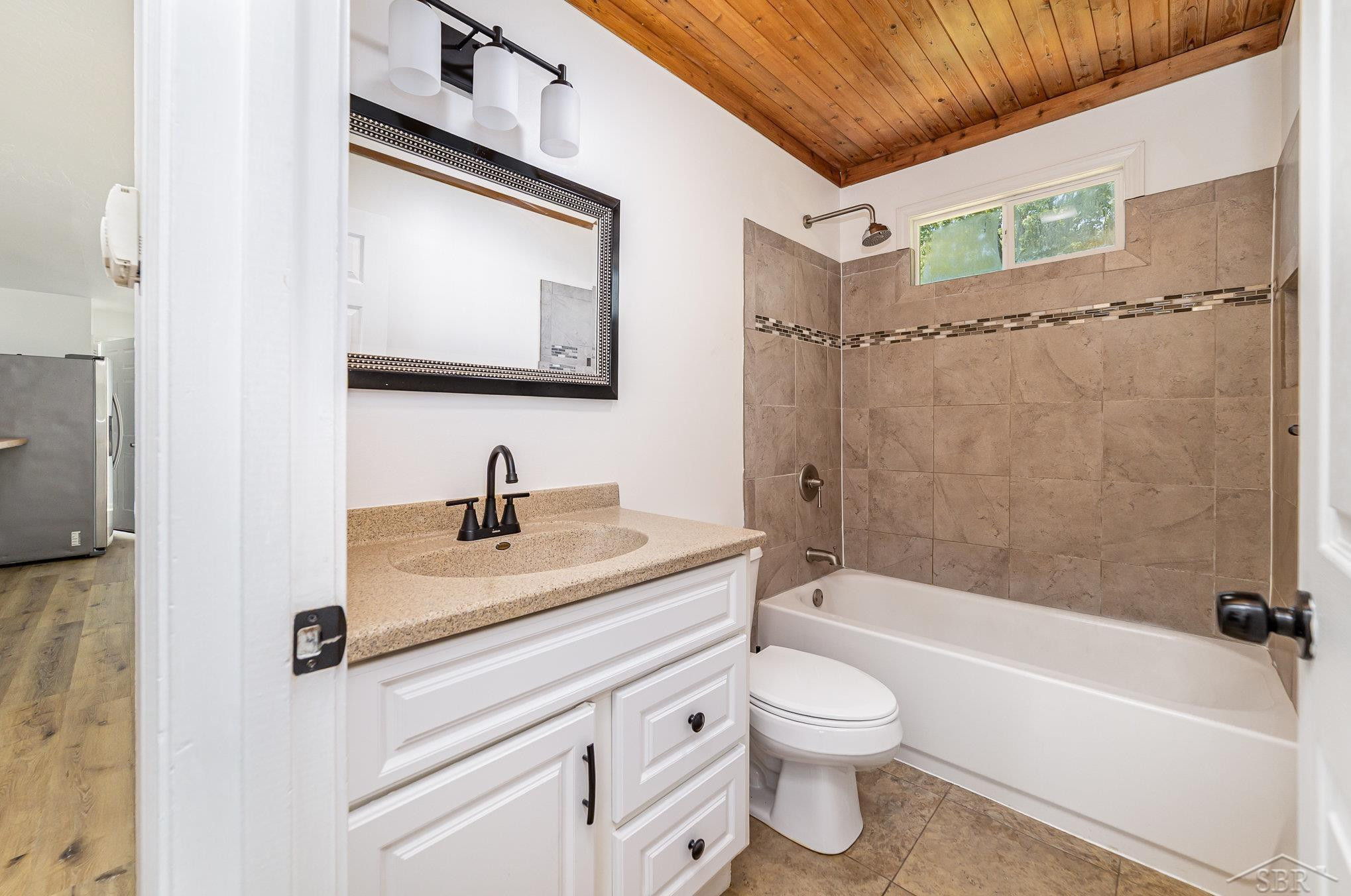 11614 S Turner Road, Saint Charles, MI 48655 — Photo 12