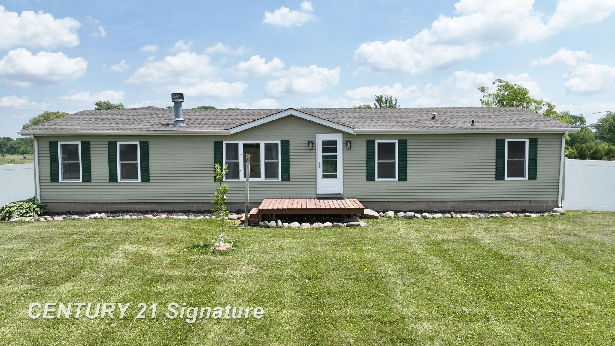 2774 N Durand Road, Corunna, MI 48817