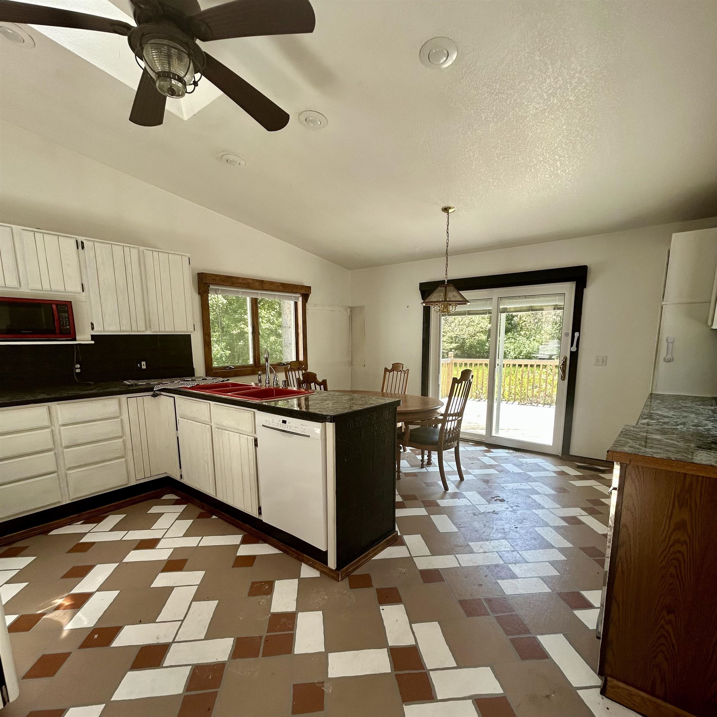218 W Stover Road, Standish, MI 48658 — Photo 6