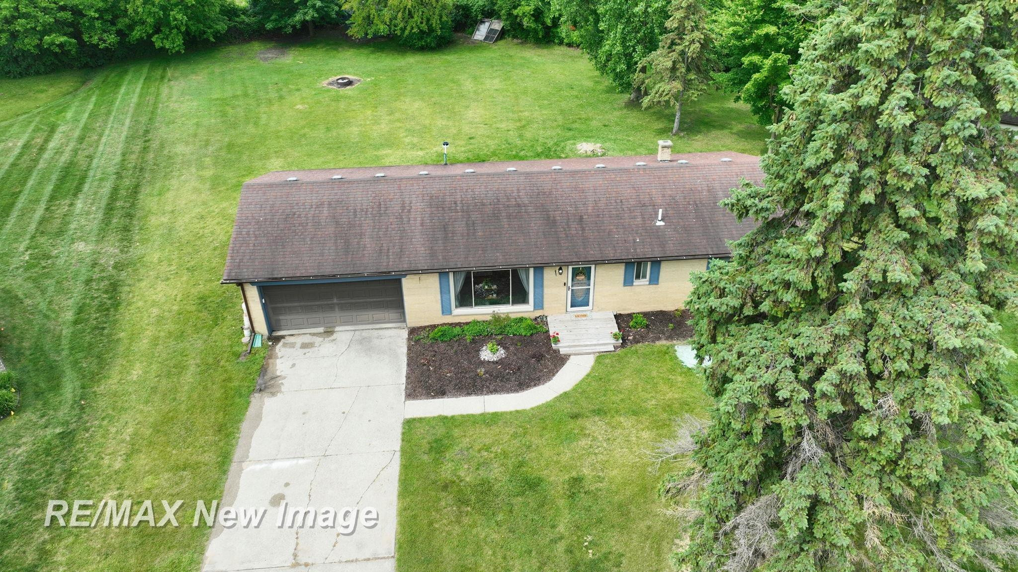 5071 Heidi Lane, Saginaw, MI 48604 — Photo 5