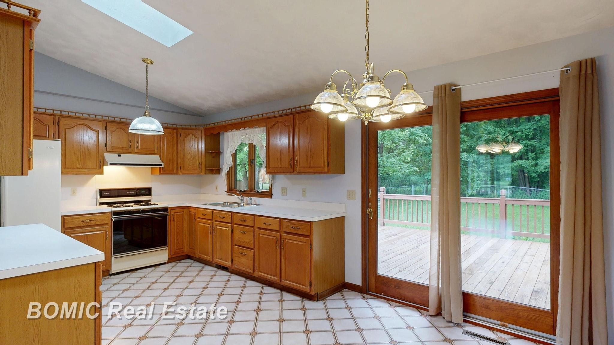 3590 Airport Road, Bridgeport, MI 48722 — Photo 6