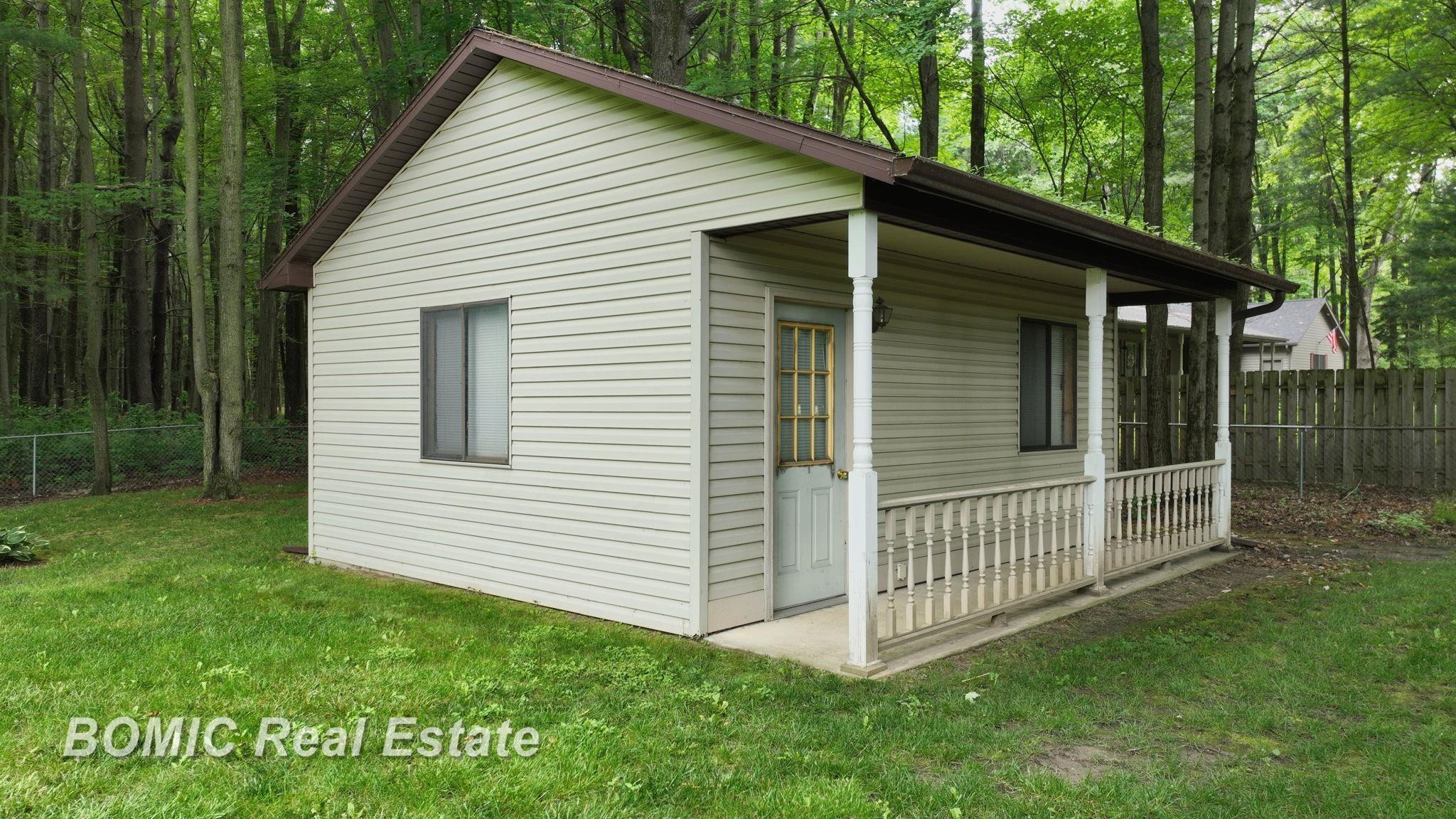 3590 Airport Road, Bridgeport, MI 48722 — Photo 41