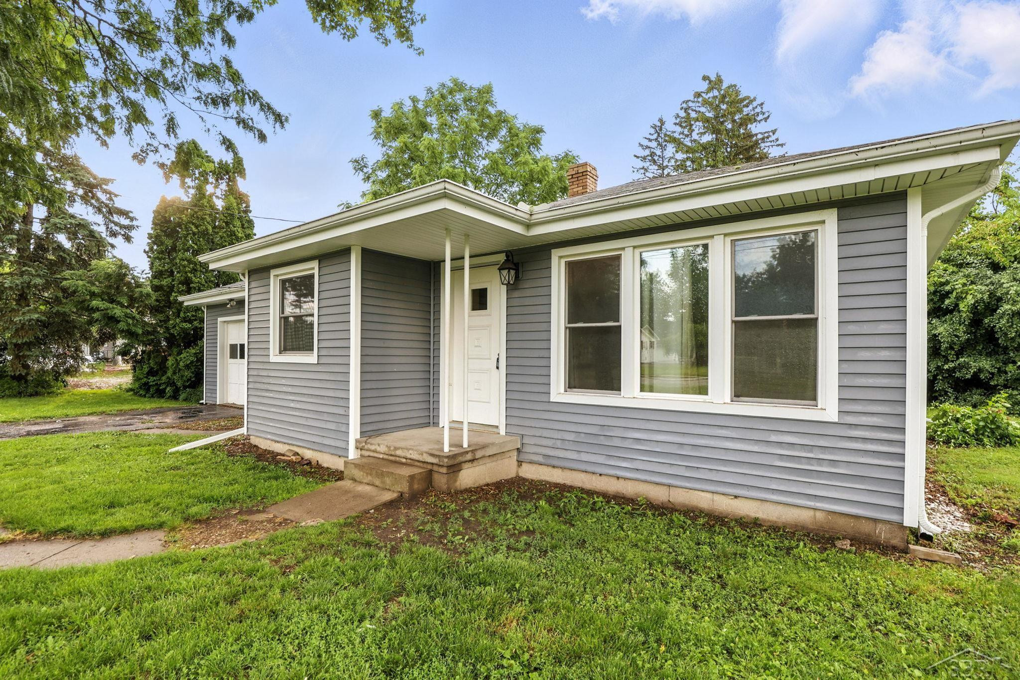 622 W Fisher Street, Saginaw, MI 48604 — front exterior