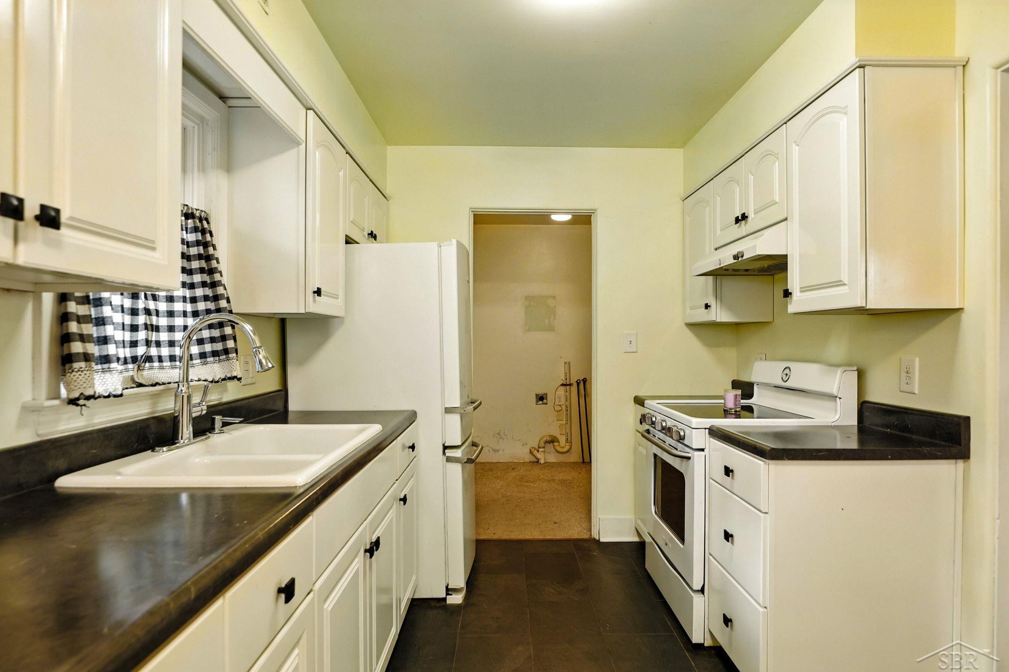 622 W Fisher Street, Saginaw, MI 48604 — Photo 9