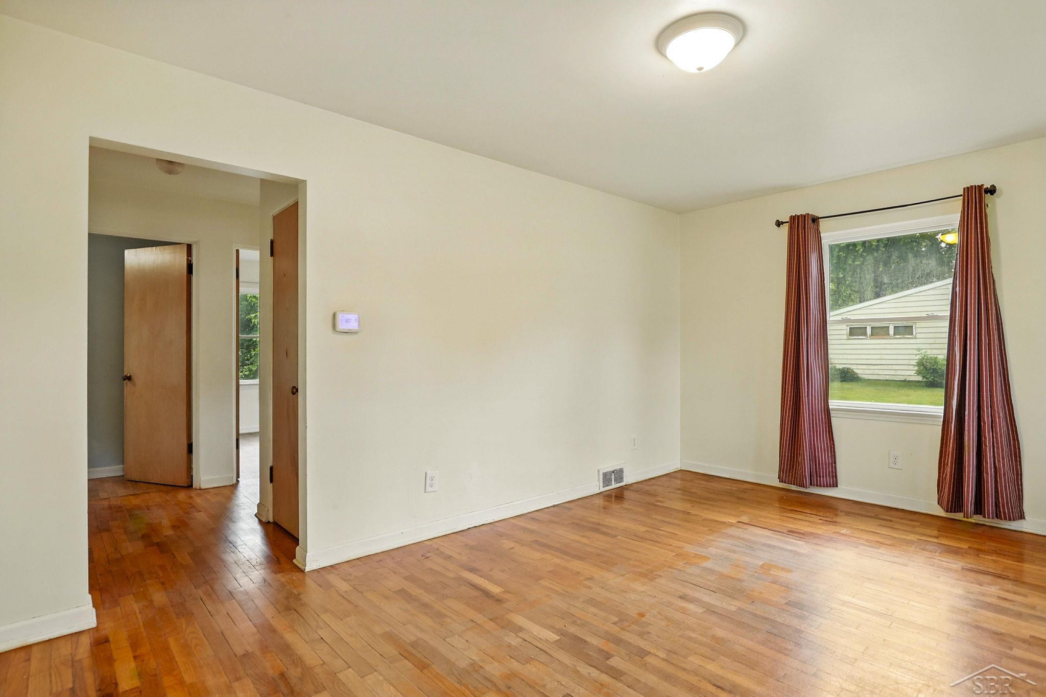 622 W Fisher Street, Saginaw, MI 48604 — Photo 11