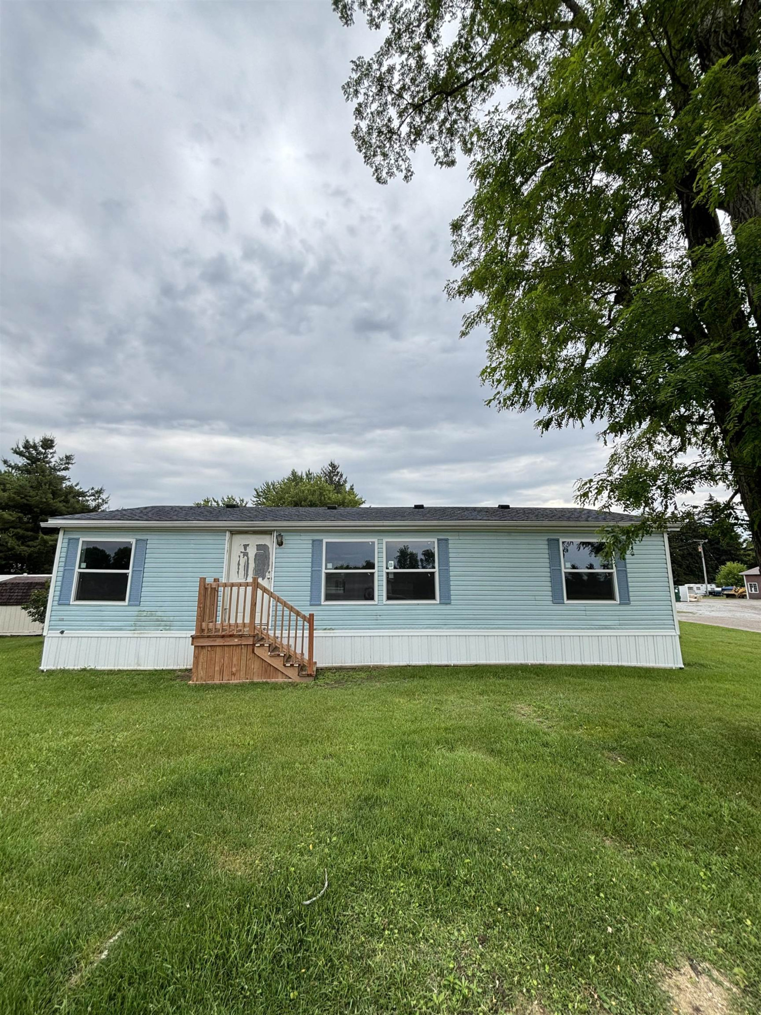 5447 WILLOW Drive, Croswell, MI 48422 — Photo 3