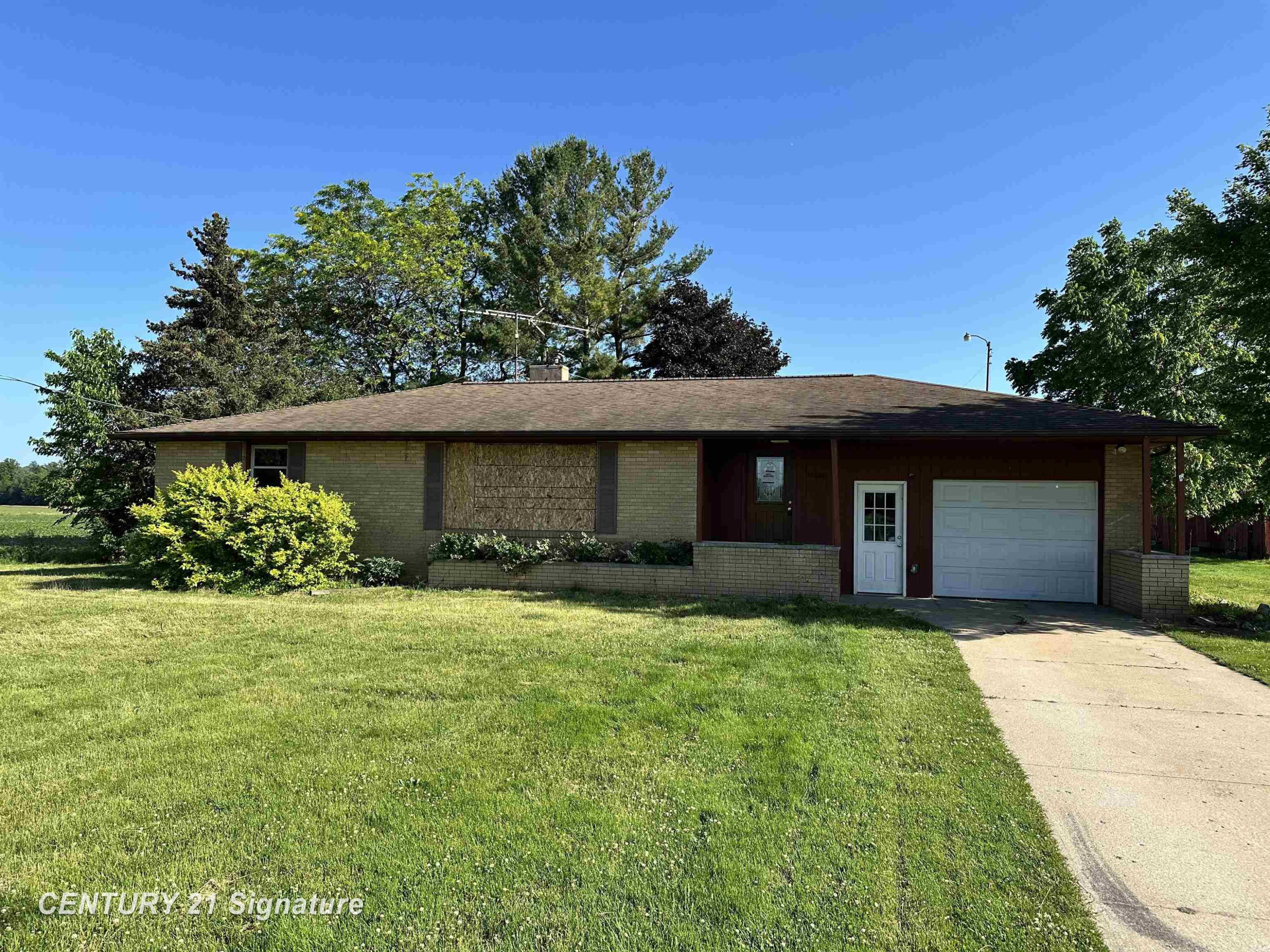 11420 E Denver Road, Coleman, MI 48618 — front exterior