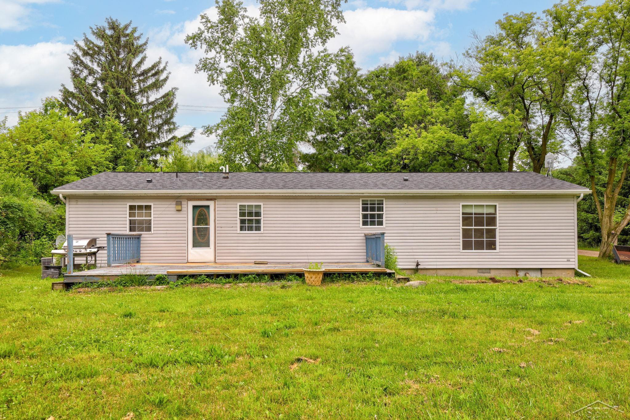 445 W Snover Road Road, MI 48744 — Photo 17