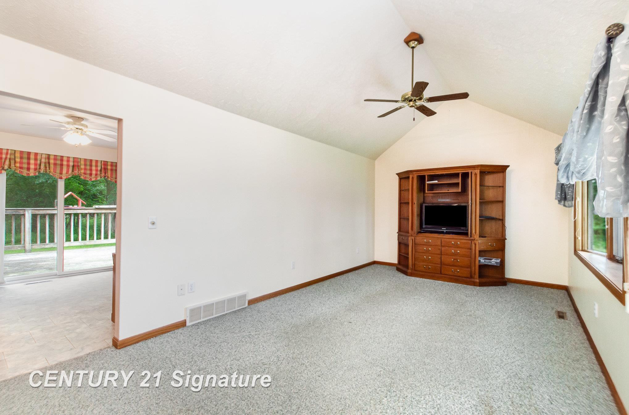 15306 Doyle Road, Hemlock, MI 48626 — Photo 6