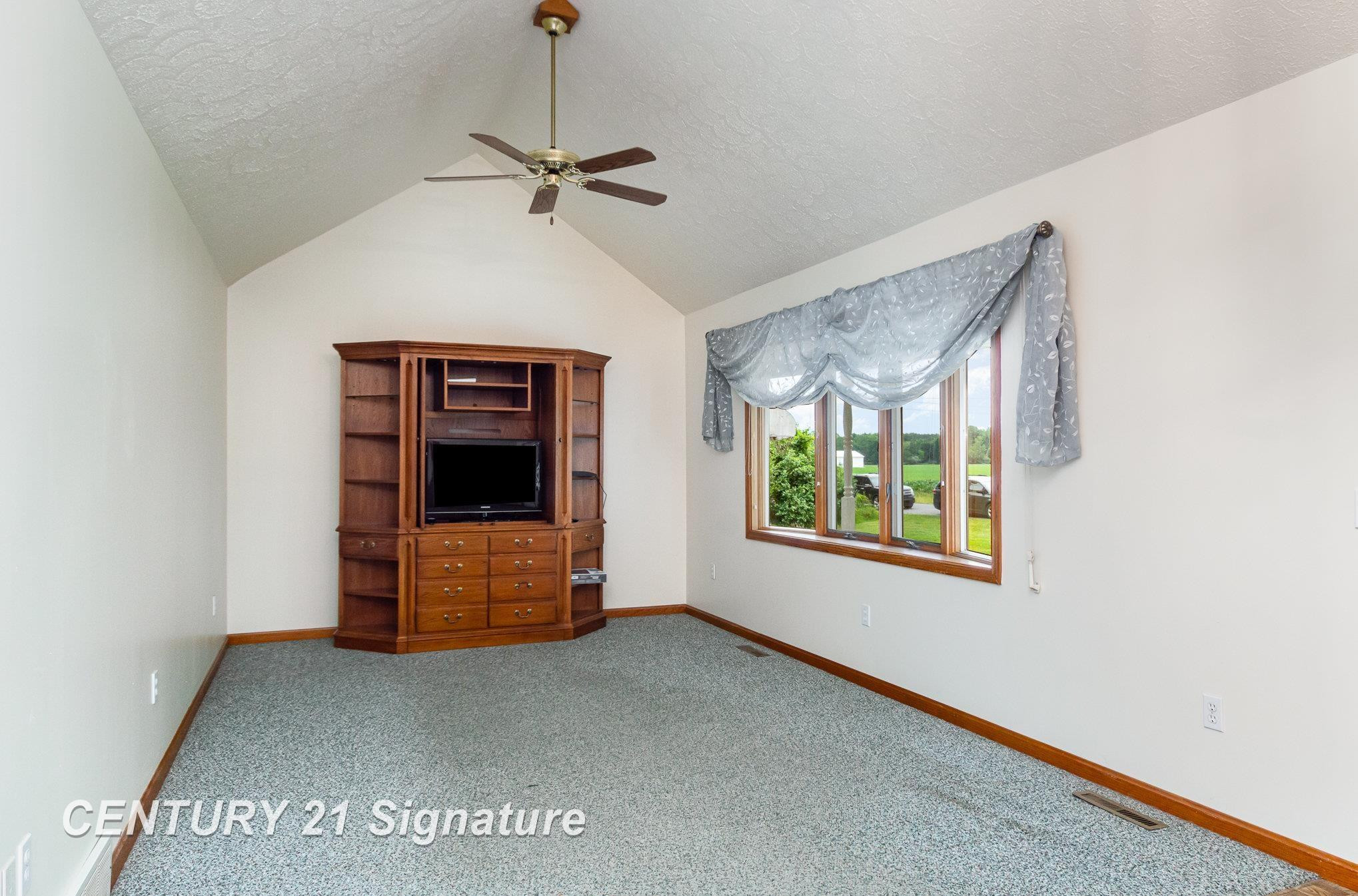 15306 Doyle Road, Hemlock, MI 48626 — Photo 7