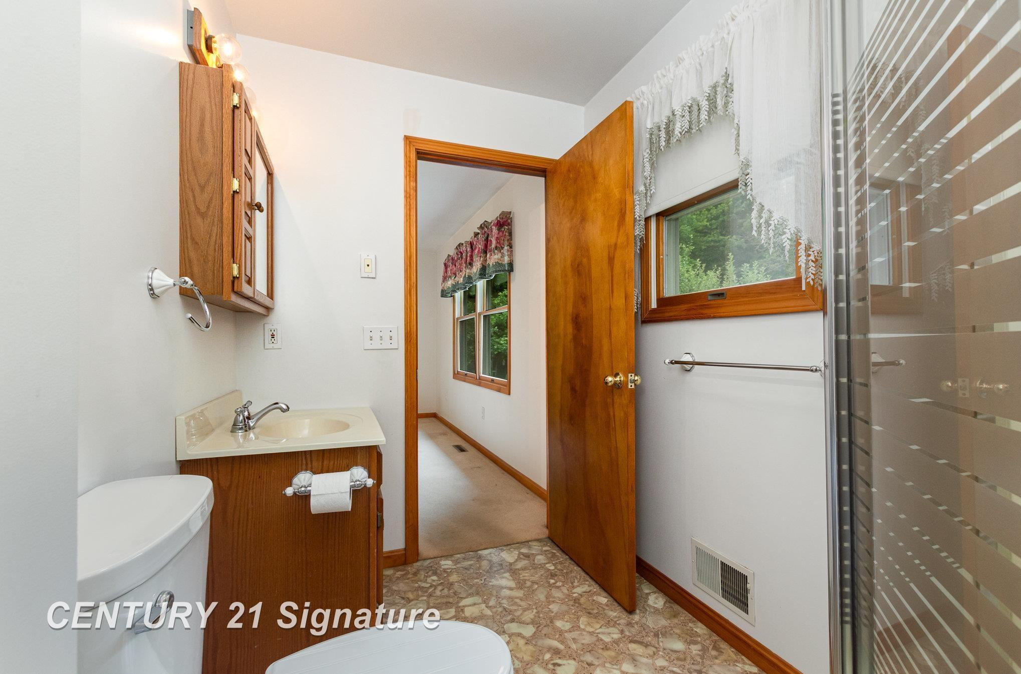 15306 Doyle Road, Hemlock, MI 48626 — Photo 15