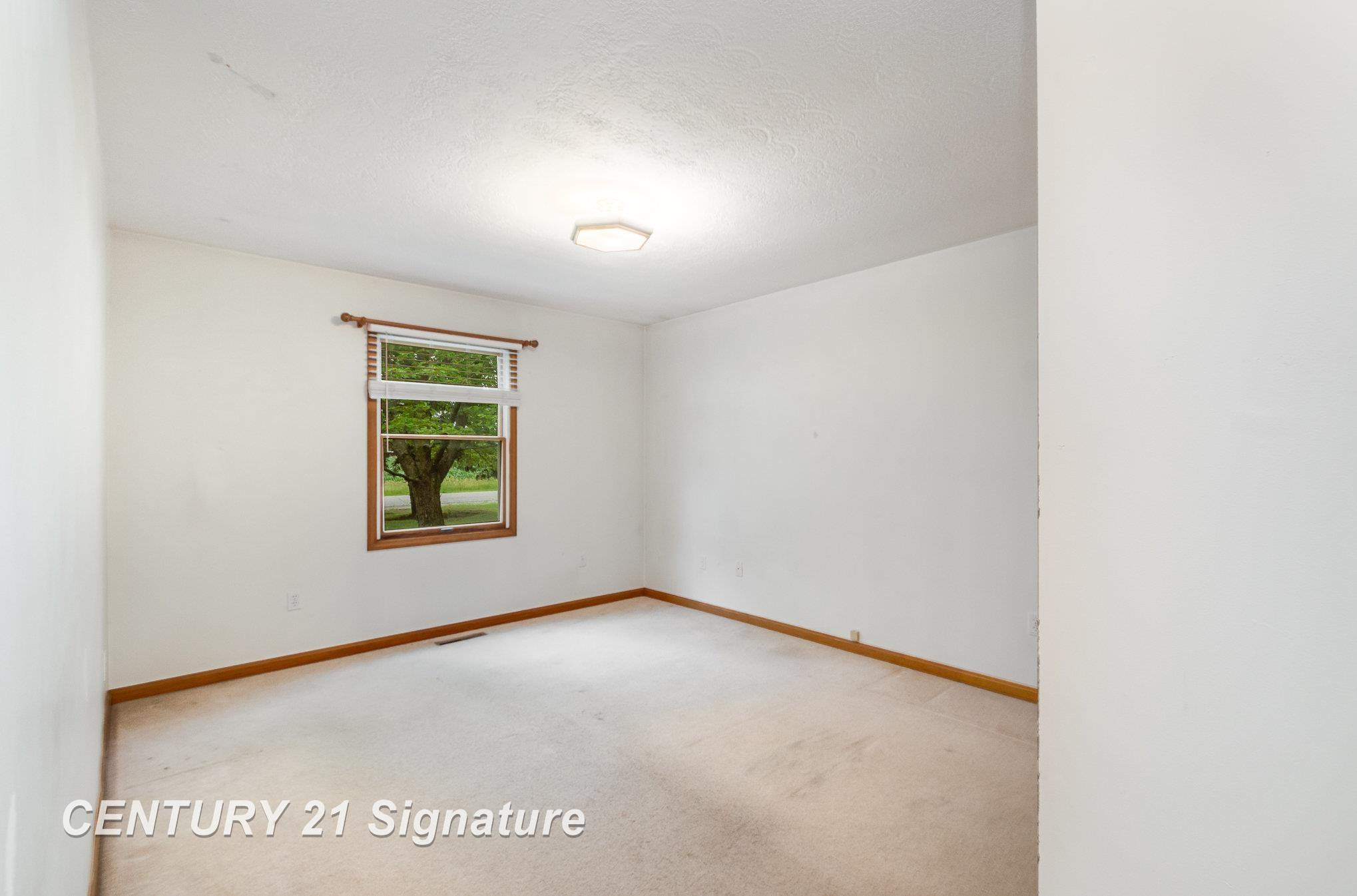 15306 Doyle Road, Hemlock, MI 48626 — Photo 17