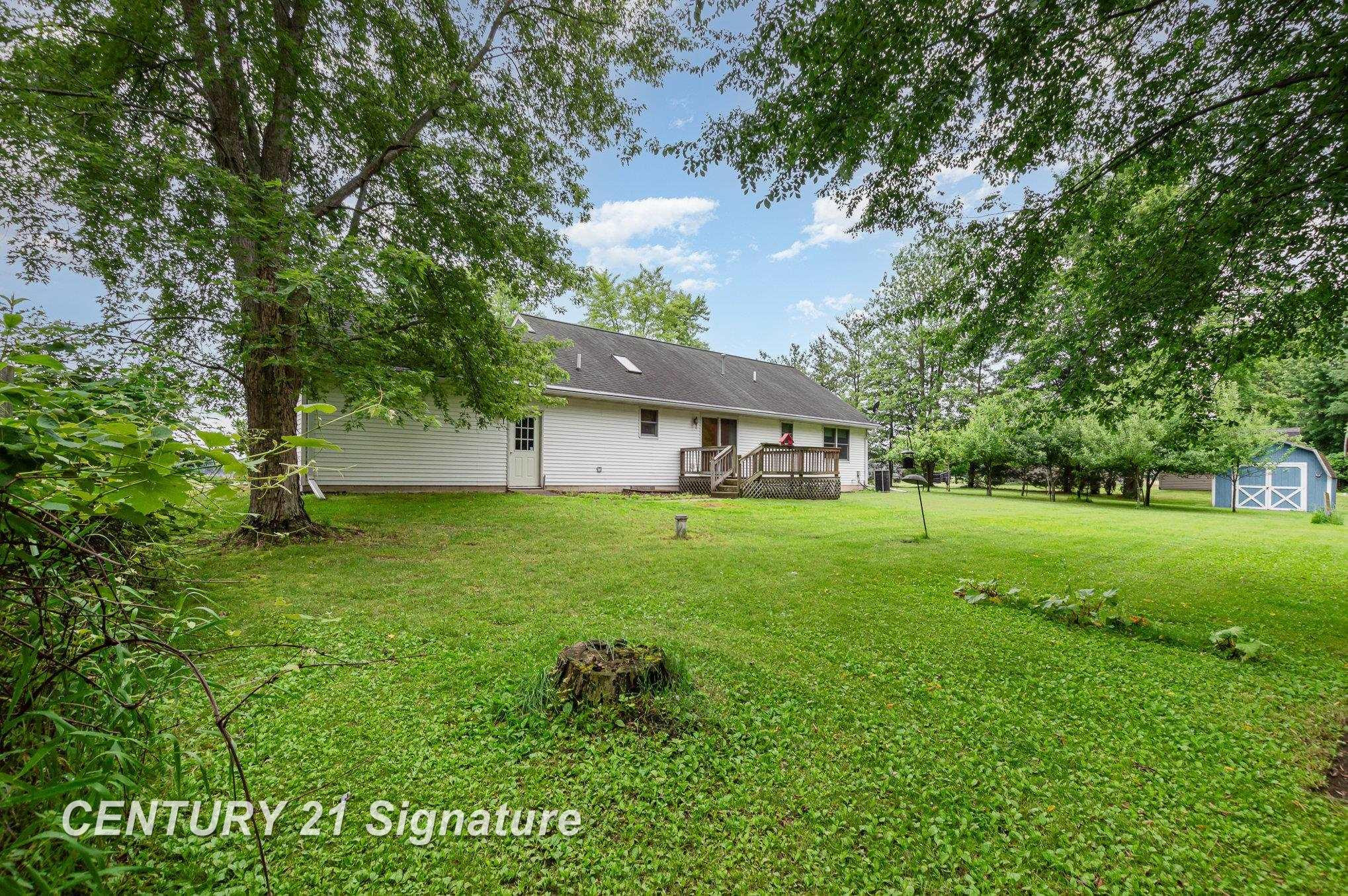 15306 Doyle Road, Hemlock, MI 48626 — Photo 26
