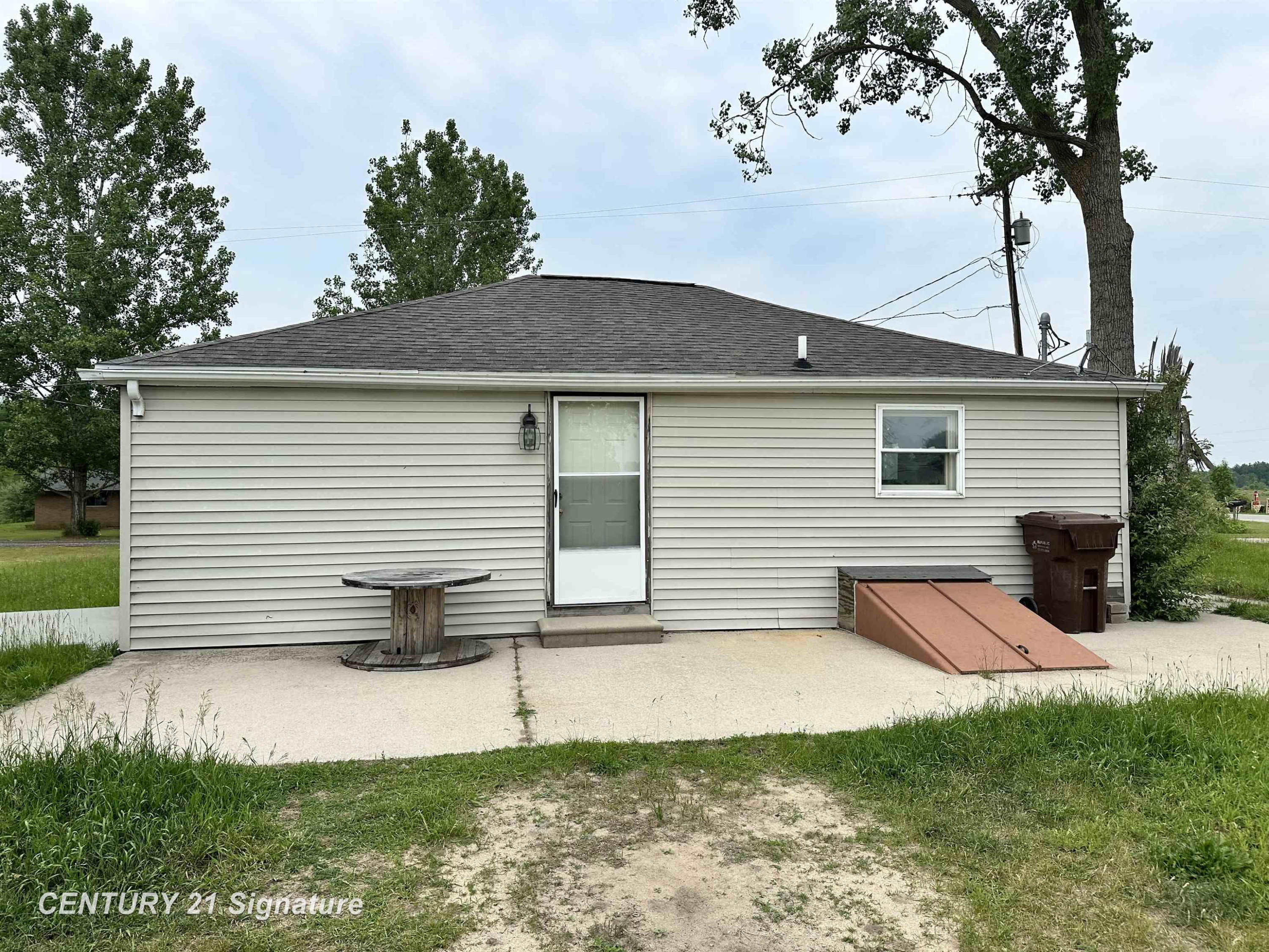 2252 N M-18 Road, Beaverton, MI 48612 — Photo 12
