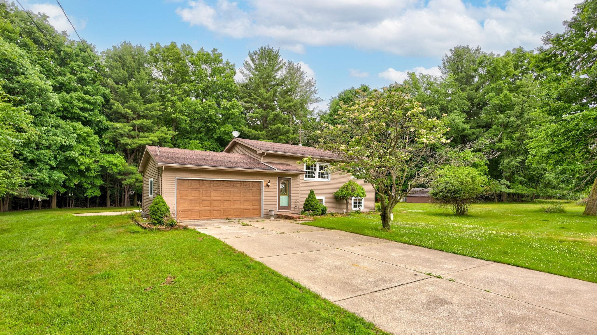 5852 Pinkerton Road, Vassar, MI 48768 — Photo 2