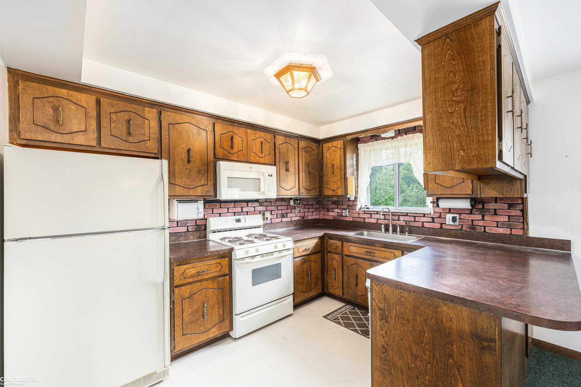 8877 Marr Road, MI 48003 — Photo 13
