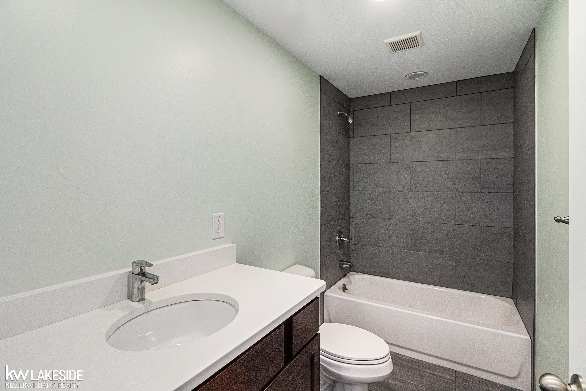608 Killdeer Court, Ortonville, MI 48462 — Photo 24