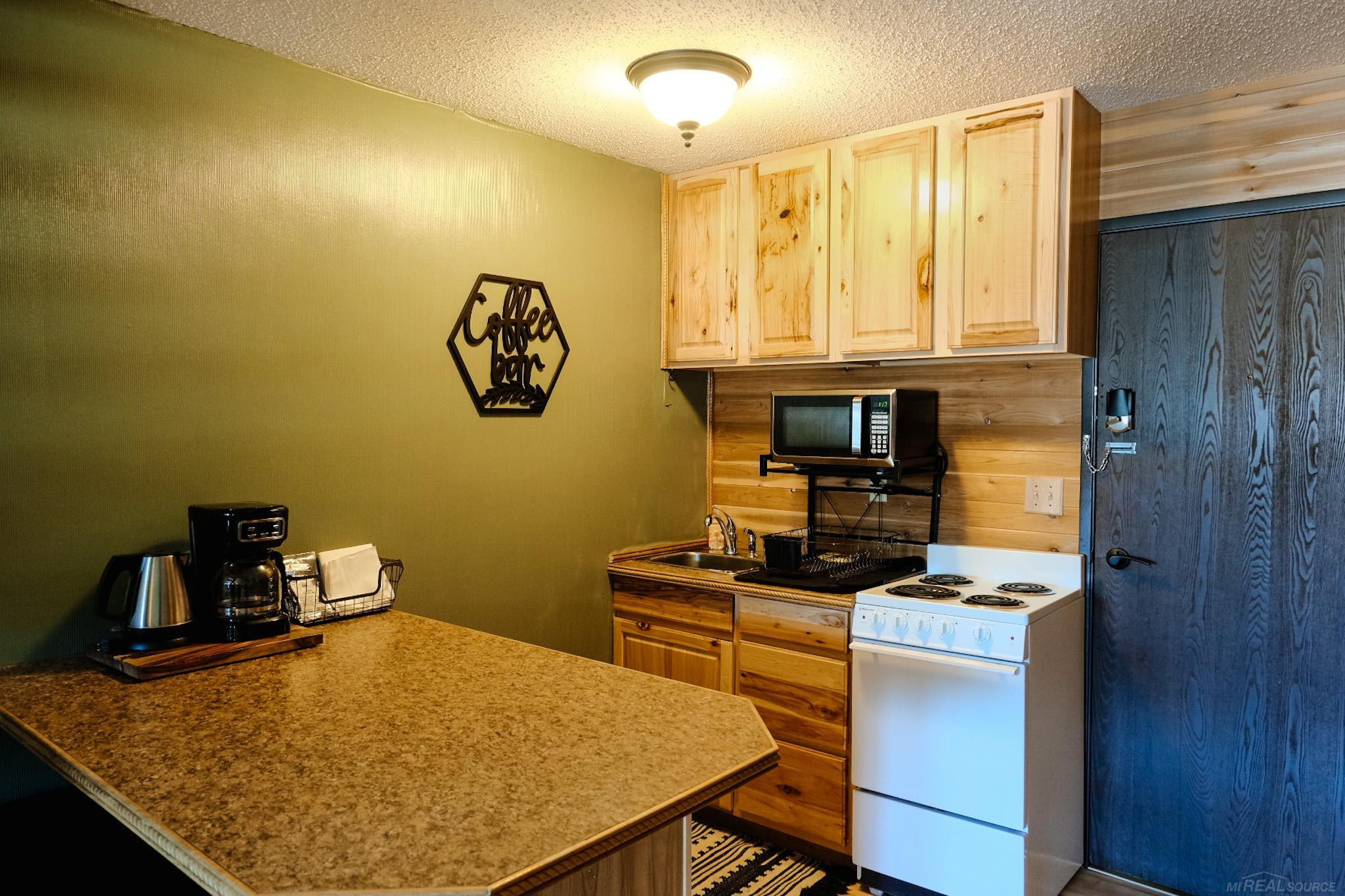 11330 Powderhorn Road, # 206, Bessemer, MI 49911 — Photo 5