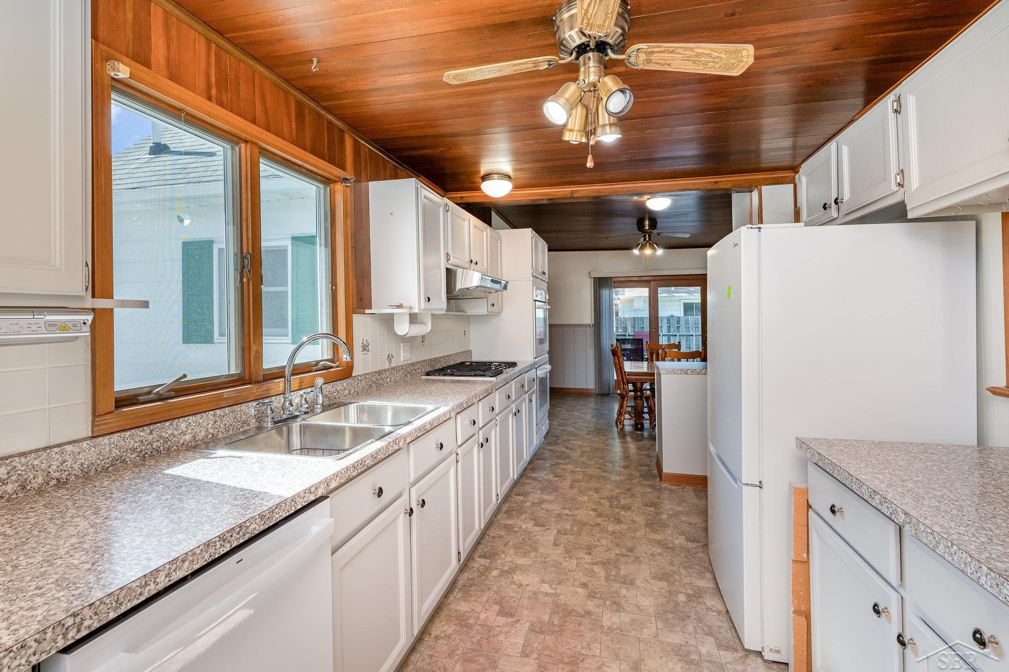 250 N Pine Street, Hemlock, MI 48626 — Photo 7