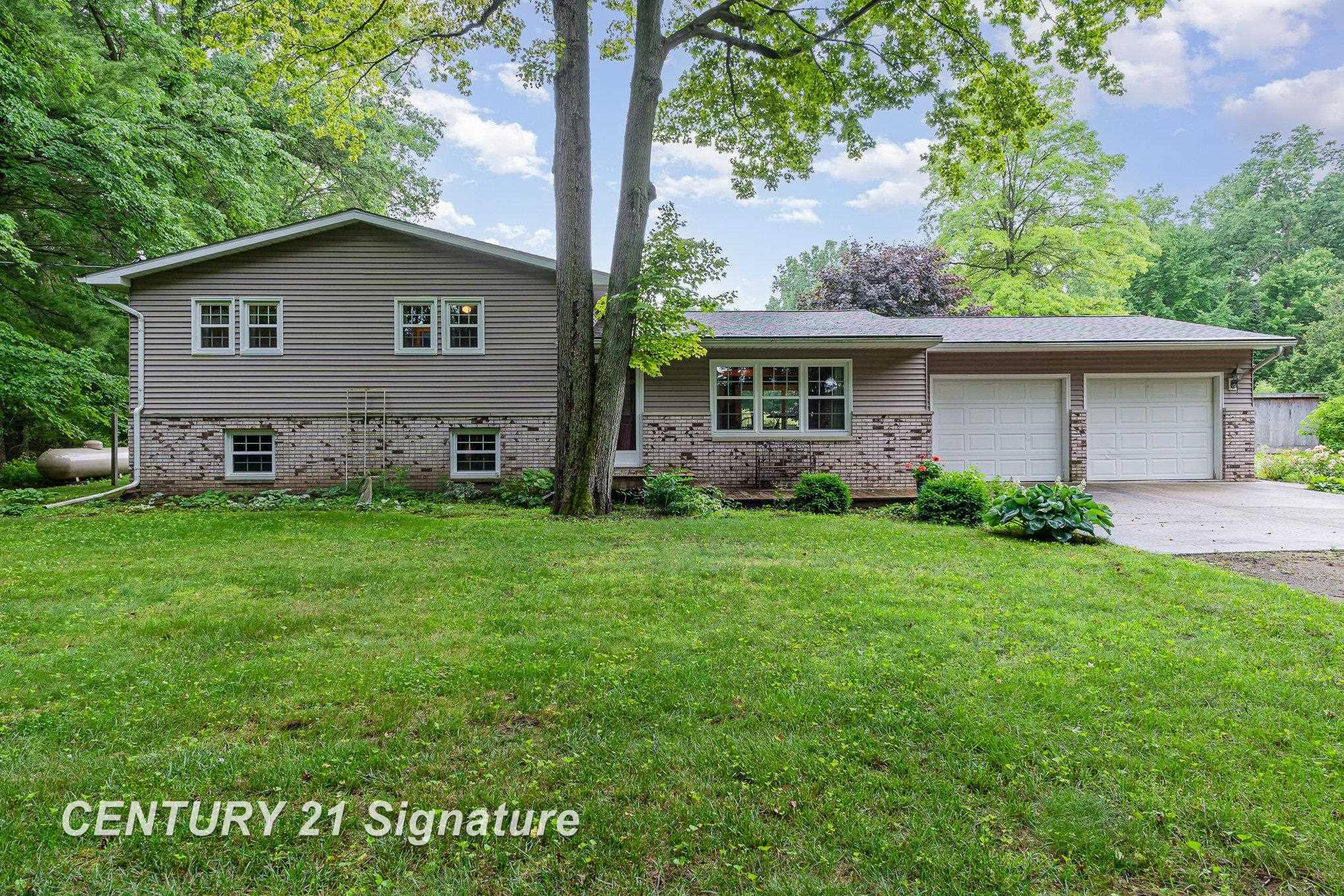 15521 Ithaca Road, Saint Charles, MI 48655 — Photo 3