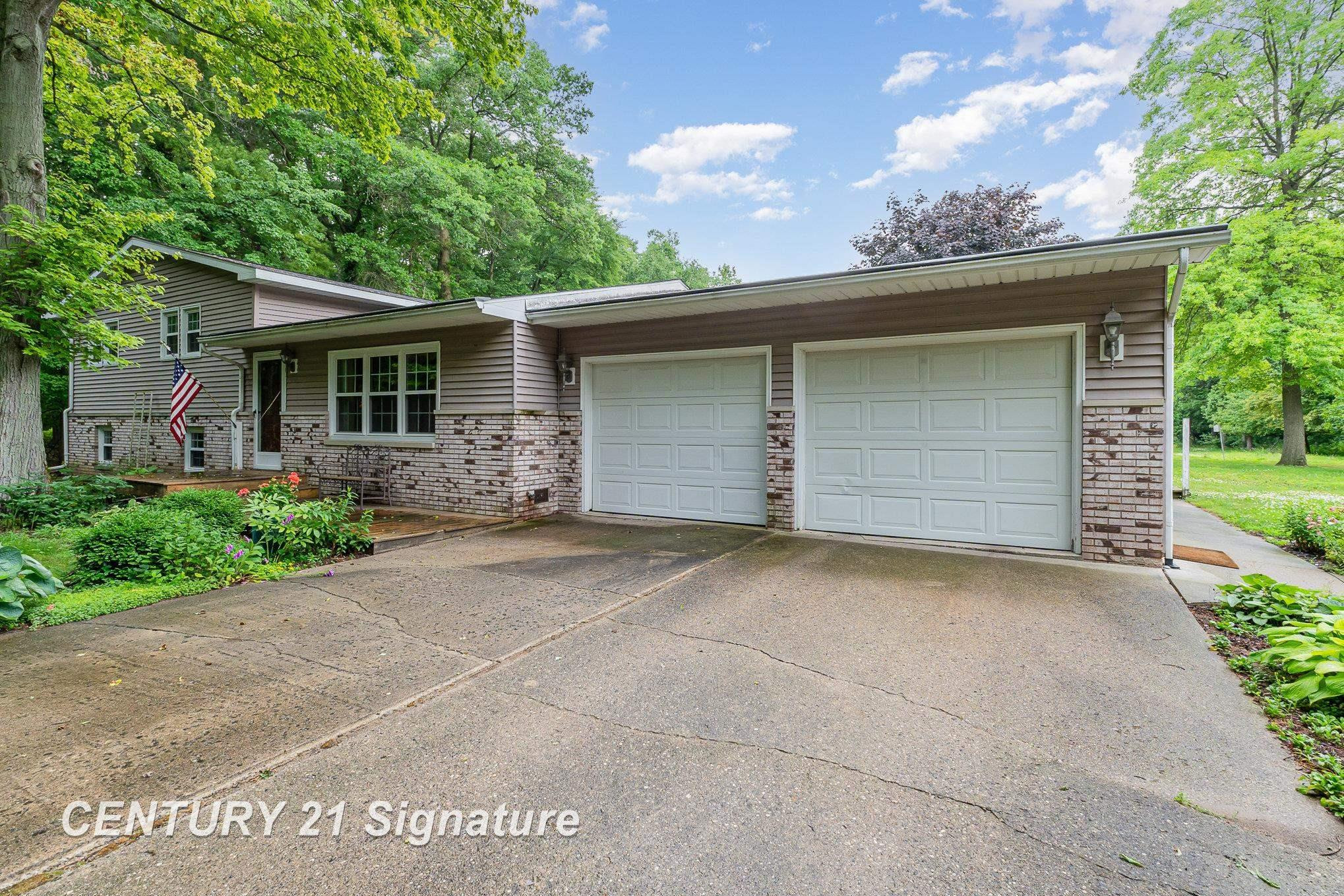 15521 Ithaca Road, Saint Charles, MI 48655 — Photo 4