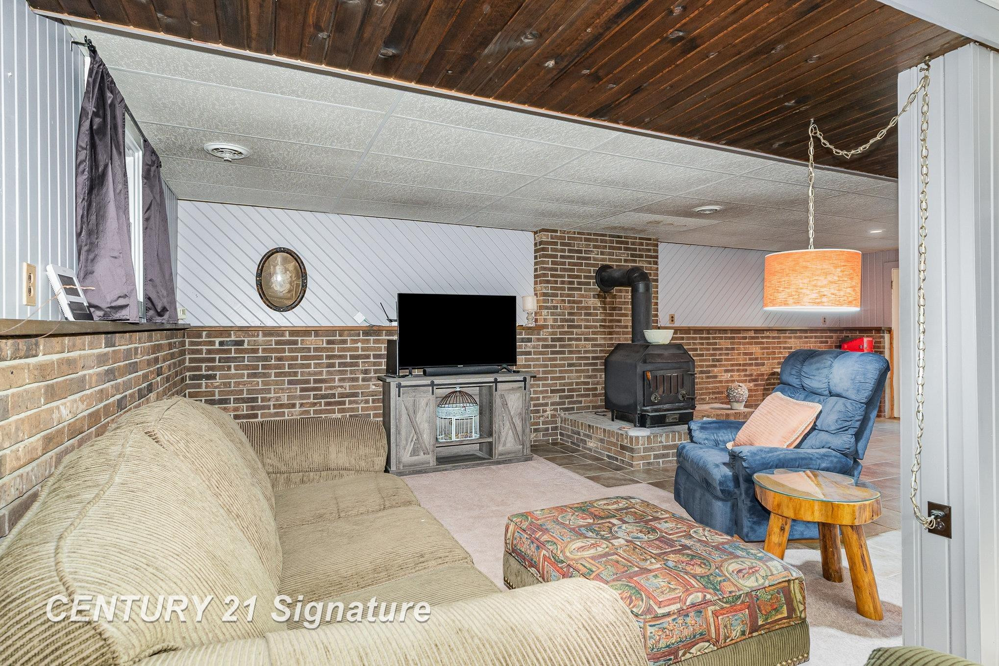 15521 Ithaca Road, Saint Charles, MI 48655 — Photo 18