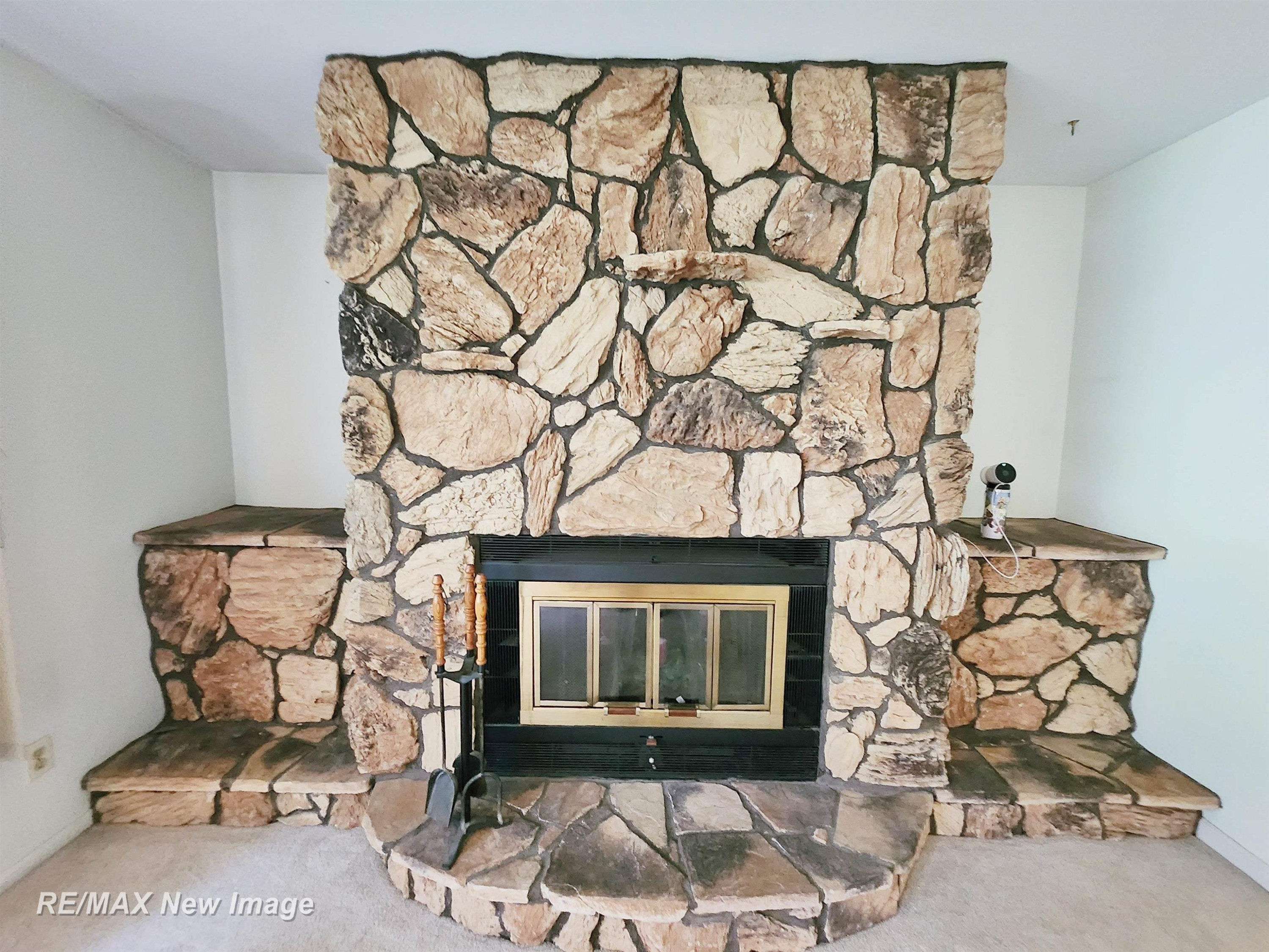 504 Abingdon Street, Chesaning, MI 48616 — Photo 7