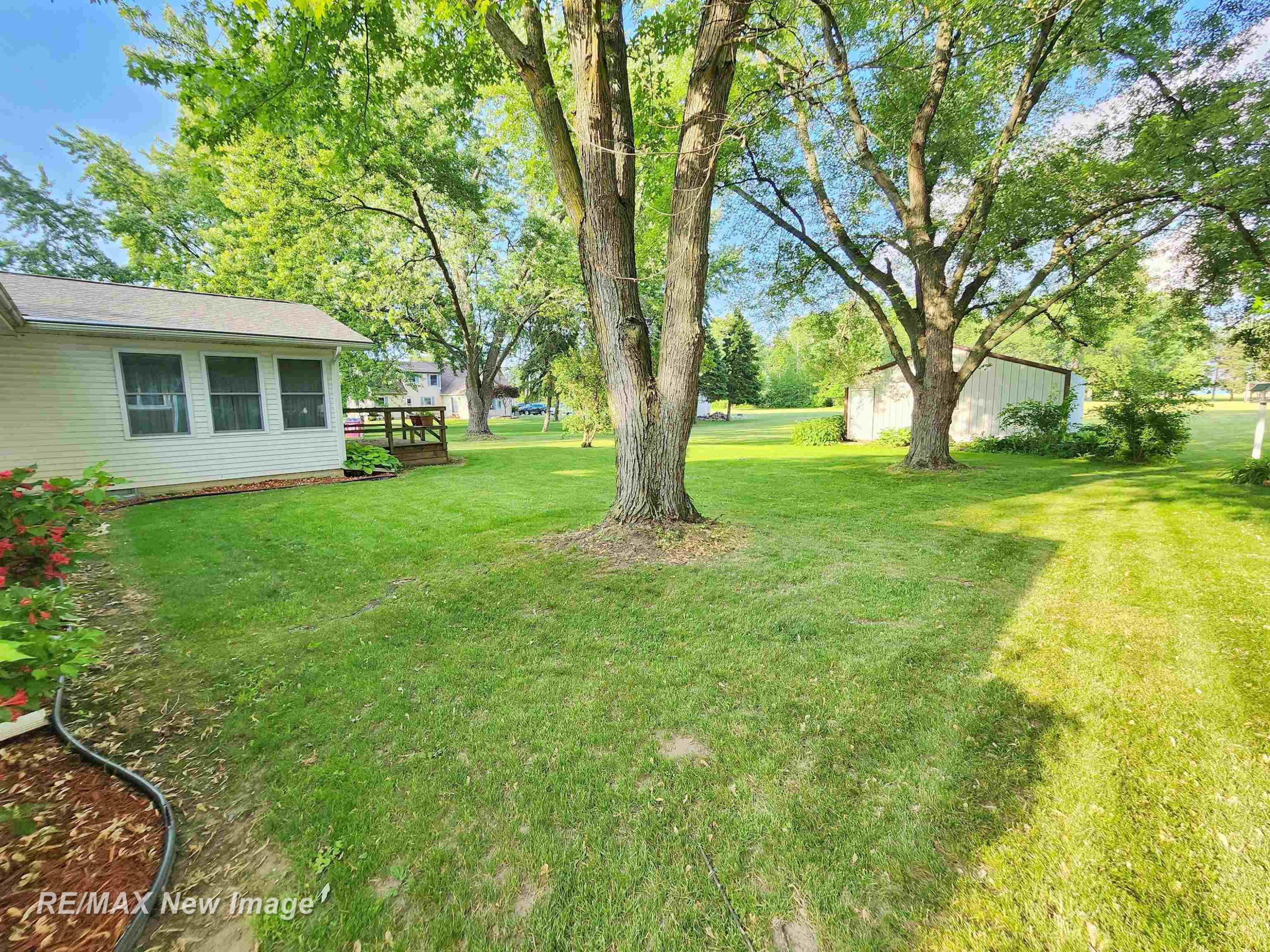 504 Abingdon Street, Chesaning, MI 48616 — Photo 39